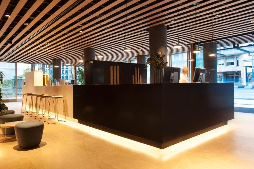 Barcelona Stays Where Kindness Lingers: A Guide to Thoughtful Hospitality