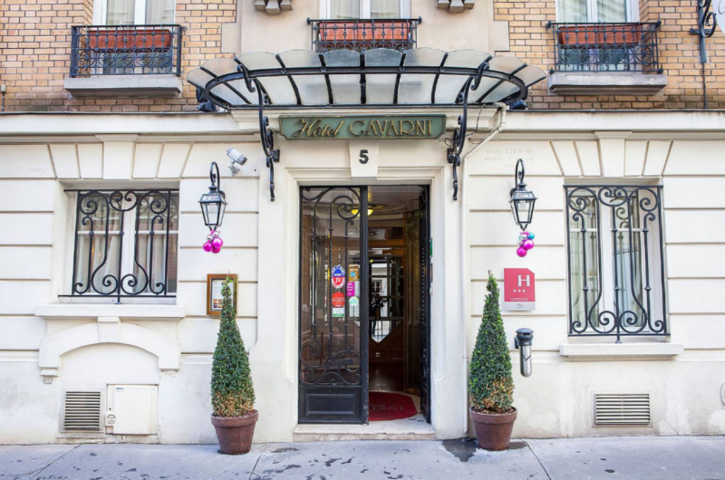 The Quiet Luxury of Care: Paris Hotels That Stay With You