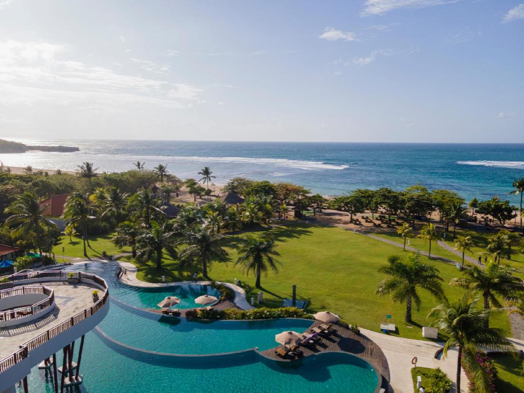 Where Kindness Lingers: Bali’s Hotels That Truly See You