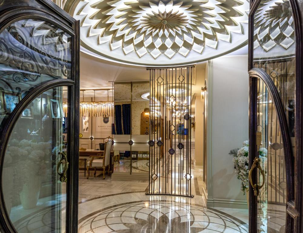 Istanbul Stays Where Kindness Shows: A Guide to Heartfelt Hospitality