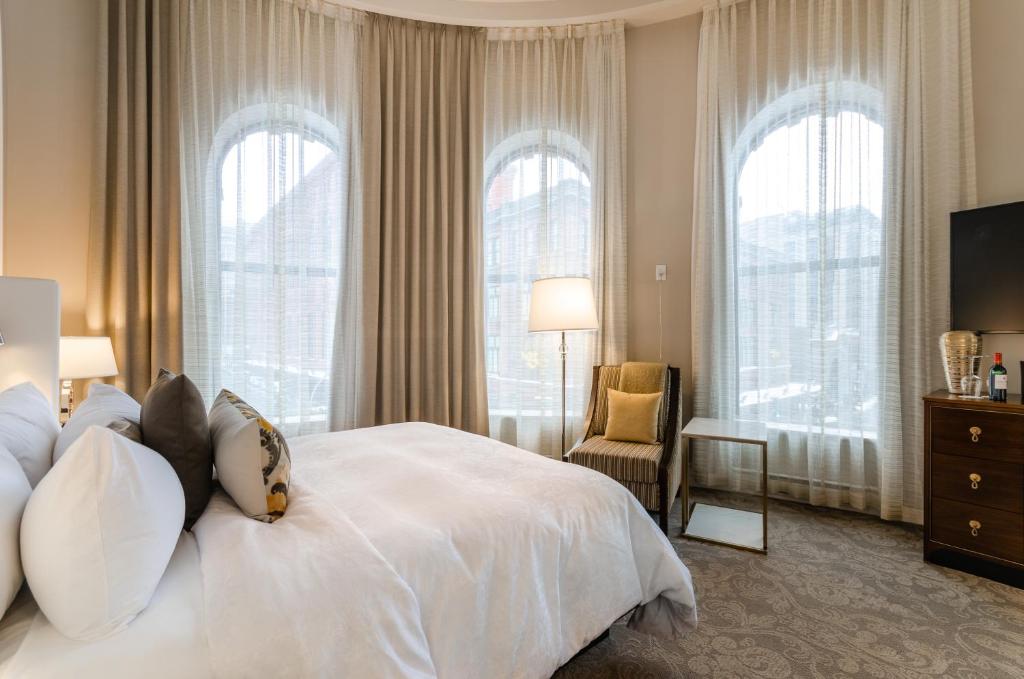 Montreal’s Heartfelt Stays: Hotels Where Kindness Shines